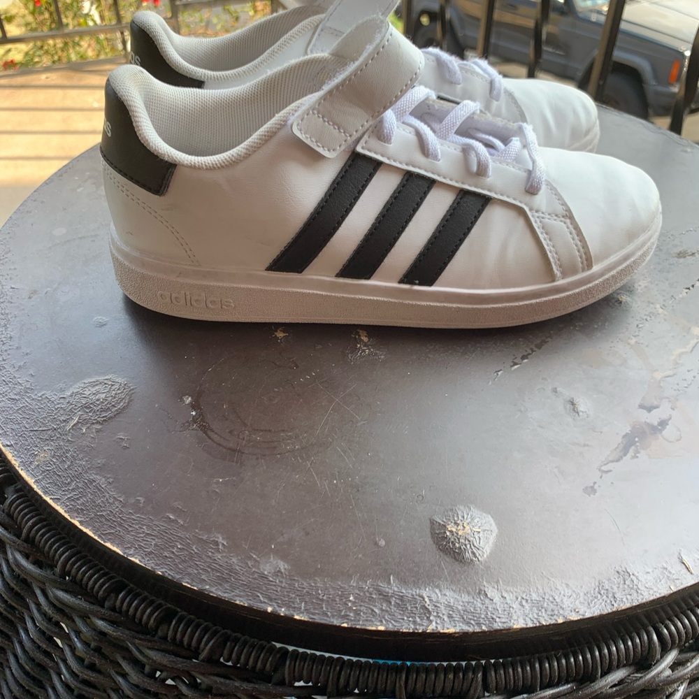 Adidas Kids Classic White and Black Sneakers